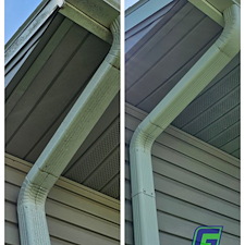 House-Concrete-Cleaning-in-St-Joseph-MO-A-Stunning-Transformation 3